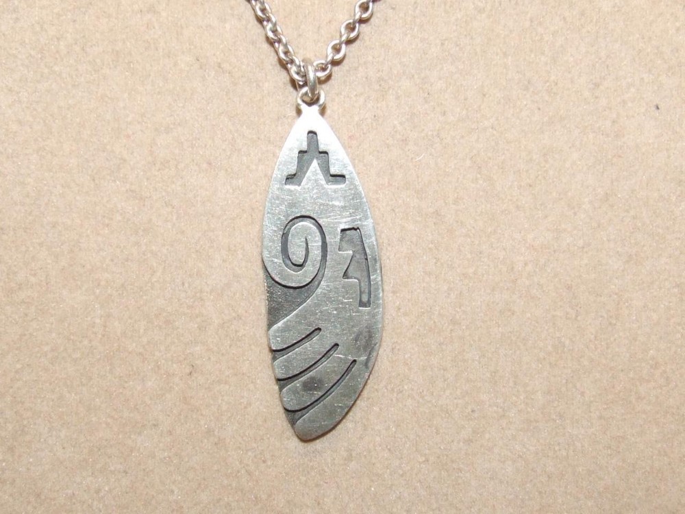 VTG Sterling Silver Southwest Symbol Pendant Signed HGR 880 Chain Necklace 9.6gr