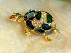 4.5”CM GOLD TONE BLACK ENAMEL & CRYSTALS TURTLE BROOCH