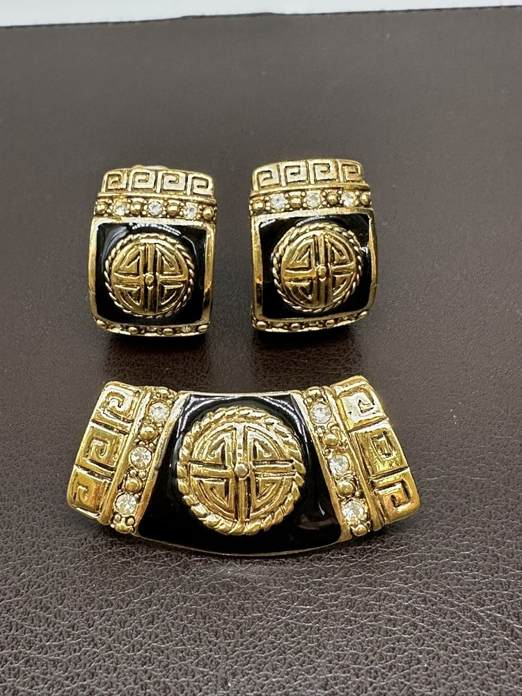 Vintage LR Lady Remington GoldTone Black Enamel Rhinestone Earrings Pendant Set