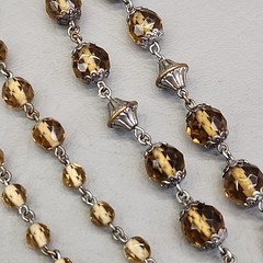 Vintage Glass Beaded Necklace Yellow Brown Faceted Silver Tone Caps 44″