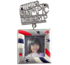 NOS VTG c1980’s DANECRAFT FUTURE OLYMPIC CHAMP PHOTO FRAME SPORTS MOM BROOCH PIN