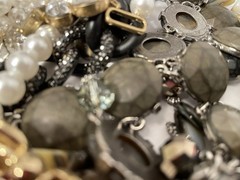 4Lb Mixed Mystery Jewelry Lot Vintage Mod Boho Bead Necklaces Bracelets Earrings