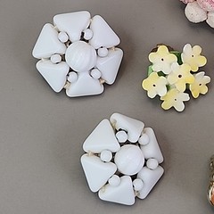 Vintage Cluster Clip On Earrings Lot of 8 Lisner Jonne Sugared Glass Acrylic