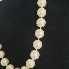 Vintage Faux Pearl Chunky Hand Knotted Necklace Choker Silvertone 16″ – 18″