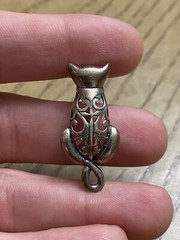 Vintage Jezlaine Sterling Silver 925 Designer Signed Filigree Cat Pin Brooch