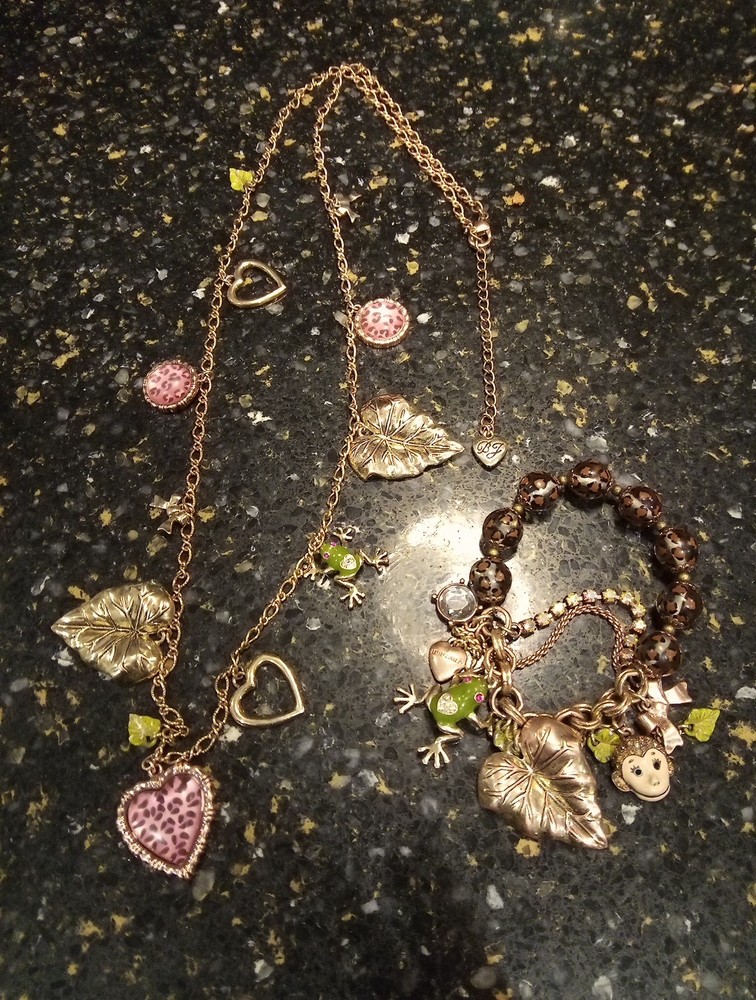 B & J Rose & Gold Tone Charm Necklace And Bracelet Set Hearts, Leaves, Frog,…