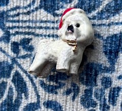 Vintage Signed Erwin Pearl Bichon White Santa Hat Dog Enamel 1.25” Brooch Pin