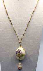 Vintage Acrylic Egg Shaped Raccoon Pendant Necklace Gold Tone 24″ Boho Chic