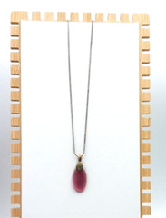 Vintage KC Collections Kenneth cole 16″ Antique Gold Tone Chain 2″ Pink Pendant