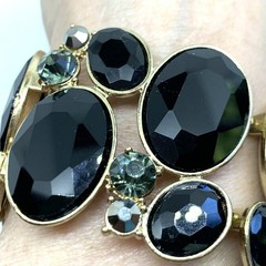 Fashion Oval Gem Cluster Chunky Cuff Black Smokey Deep Green Stretch Bracelet 9”