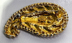 Vintage Two Sisters Medici Jewelry Paisley Brooch