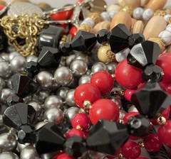 4Lb Mixed Mystery Jewelry Lot Vintage Mod Boho Bead Necklaces Bracelets Earrings
