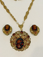 VINTAGE SIGNED WEST GERMANY GLASS CAMEO NECKLACE & EARRING SET