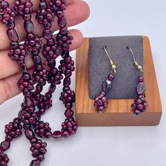 Vintage Almandine Garnet Beaded Necklace & Earrings Set 30” Long Cluster 424ct