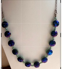 VTG Iridescent Faceted Bead Necklace Blue Purple Aurora Borealis Peacock Tones