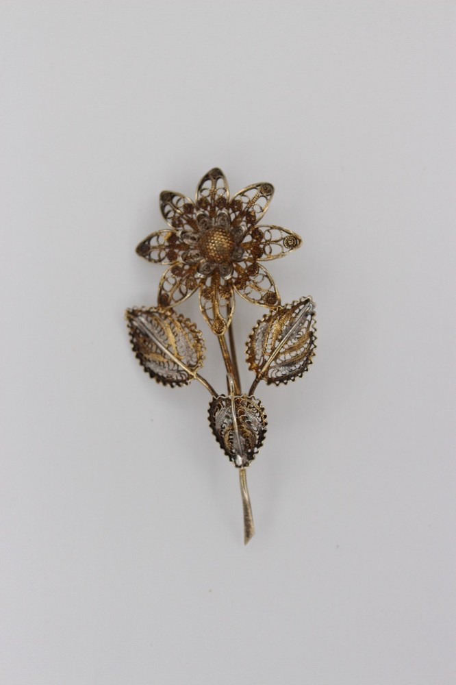 Vintage 800 silver filigree flower brooch trombone clasp 2.5″ signed
