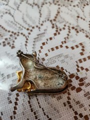 Mother Cat w/ Kitten 1970s Brooch Pin Gold & Tones Rhinestone Eyes VINTAGE