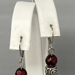 Beaded Dangle Drop Earrings Garnet Color Silver Tone Leverback Acrylic Pierced