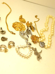 Vtg 26 Pc Assorted Estate Jewelry Lot 925 Paastelli SC 1928 Germany Avon Japan
