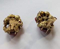 Mode-Art Company Vintage Clip Earrings Gold Tone And Faux Pearl & Signed