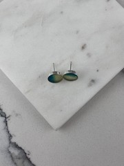 Vintage 925 Sterling Silver Blue Green Glass Circle Stud Earrings
