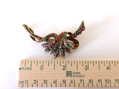 7 Vintage Pins Pinbacks Good Condition Costume Jewelry Lite Wear On Some
