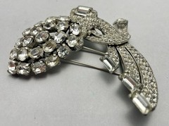 Large Eisenberg Originals 30-40’s Rhinestone Fur Clip