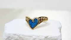 Vintage Gold Tone Heart Shaped Turquoise Ladies Ring Marked 88 – Size 8
