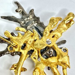 Rare Hattie Carnegie Brooch Pin Brutalist Abstract Art Black & Gold tone MCM