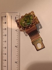VTG MCM Cuff Links Men’s Green Jade Style Stone & Gold Tone Wraparound Mesh