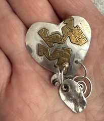 Signed Vintage BOGGIO Sterling Heart pendant with brass accents 6.6g
