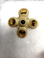 Vtg Danecraft nos gold tone glass cabochon Maltese Cross pin