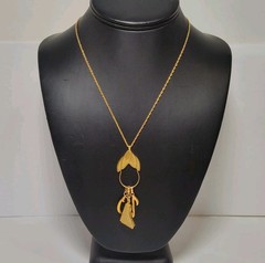Vintage Signed Monet Goldtone Charm Pendant Holder Necklace Violin Musical Charm
