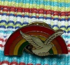 Vintage 1970s/80s Enamel Rainbow & Peace Dove Lapel Pin Retro Cloisonné