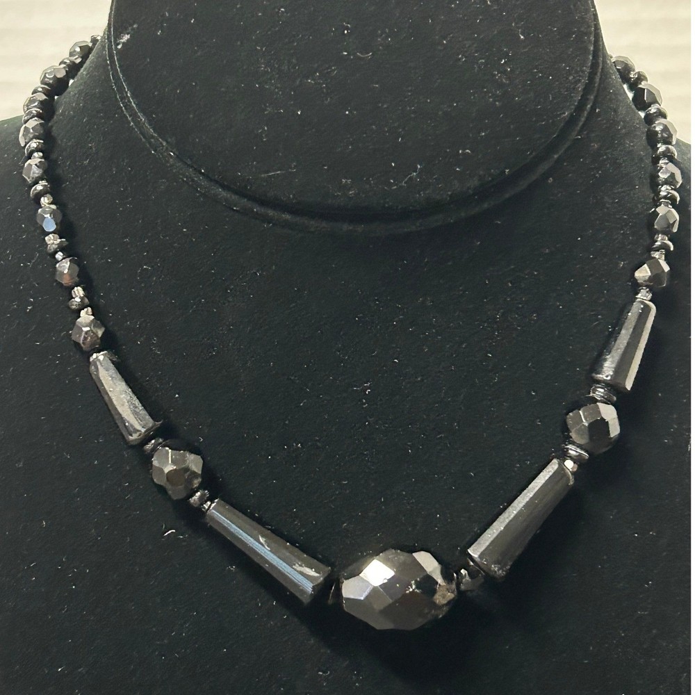 Vintage Czech Republic Faceted Glass Beaded Mourning Necklace 15″ Graduated