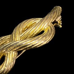 Vintage Brooch GoldTone Rope Twisted Knot Knotted 2.25″ Long