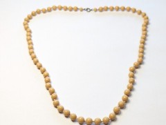 Vintage Cream/Beige Color Swirl Art Glass Beaded Necklace 25″ Long