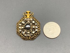 Vintage Weiss Black Faux Pearl & Rhinestone Brooch (L595)