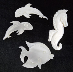 Vtg Lot Nautical Carved Mother of Pearl Sea Life Brooches Seahorse Fish Dolphins
