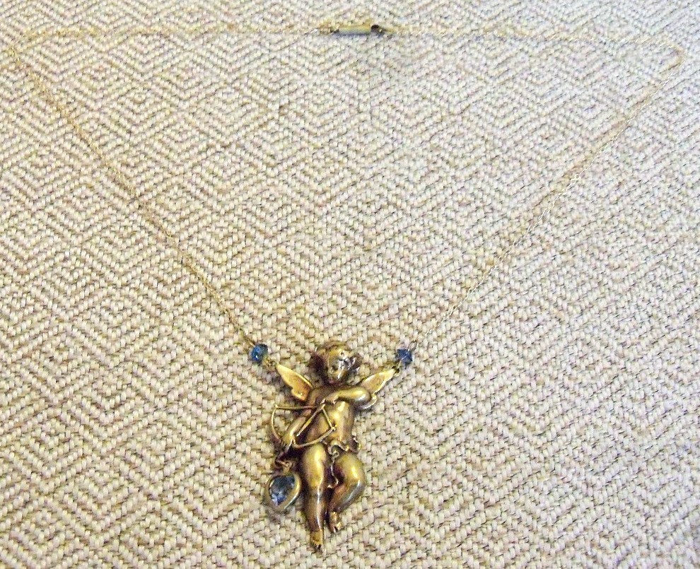 Lovely Vintage Angel Harp Necklace Pendant Cherub Religious