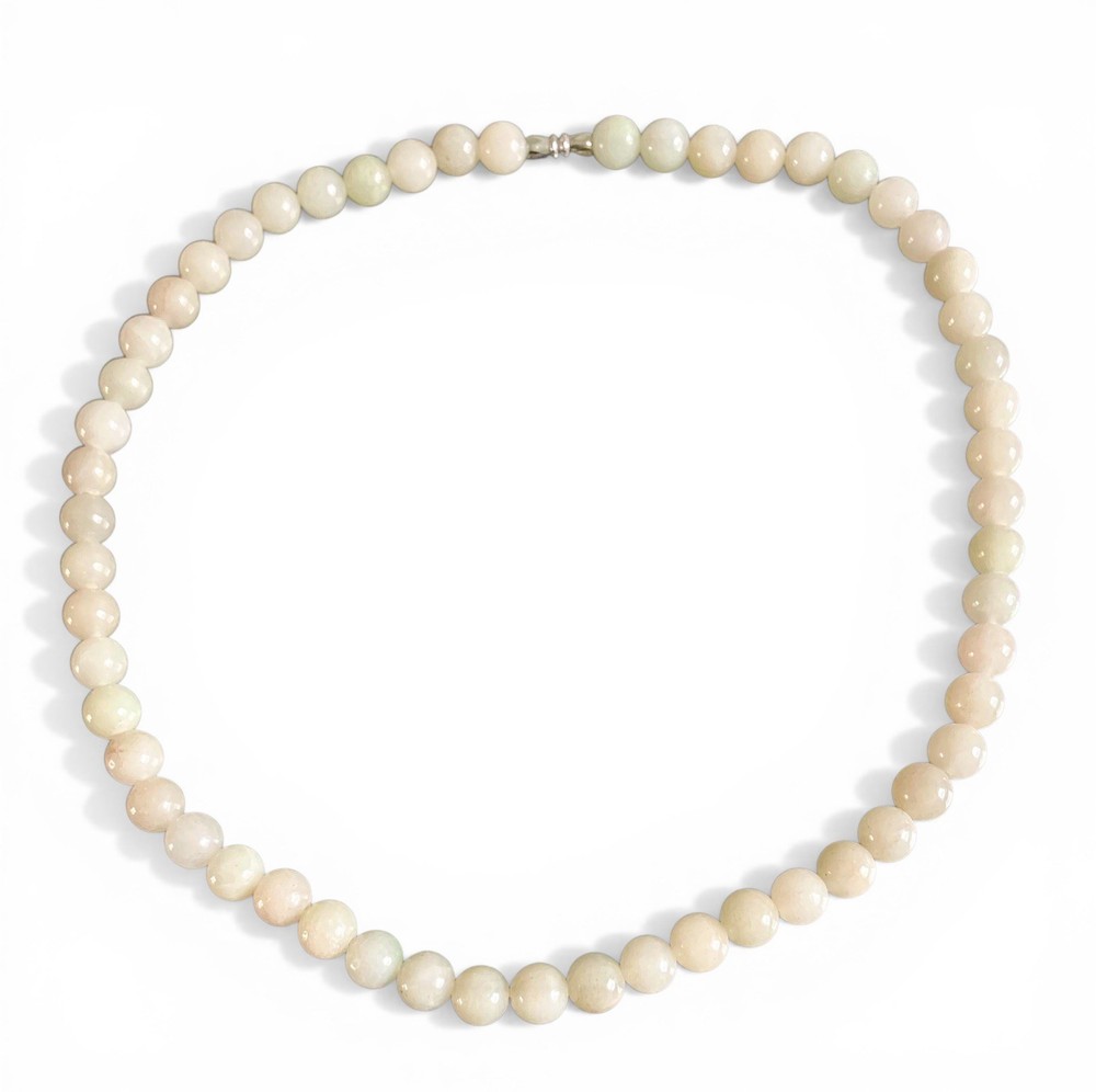 Vtg White?Jadeite Bead Necklace 8mm Round Stone Beads 17” Classic