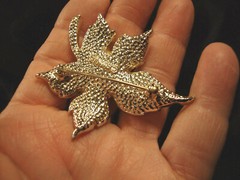 Leaf Shaped Clip Earrings & Brooch, Cream Color “Emmons” 3 Piece Set (195)