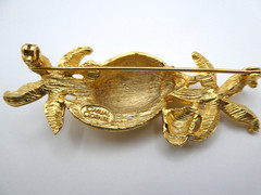 Vintage Casual Corner Starfish & Shell Goldtone Brooch 3″