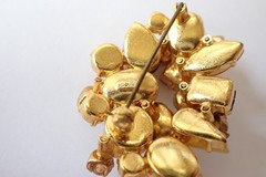 Vintage Signed Austria Cluster Style Brooch W/ Amber Yellow Brown Glass Cabochon