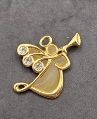 Lauren Conrad Angel Blowing Horn Brooch Pin Goldtone Glass Crystal Stones Signed