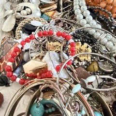 9 Pounds Of Mystery Jewelry! Vintage To Modern Lot of Wearable, Craft