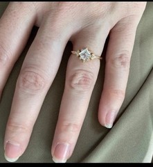 🌸Elegant Vintage or Antique Style Princess Cut Petite Cz Diamond band