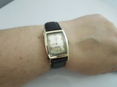 g699 Men’s Vintage Elgin Shockmaster Waterproof Mechanical Wristwatch
