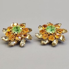 Vintage Judy Lee Rhinestone Earrings Orange Green Pinwheels 1.25″