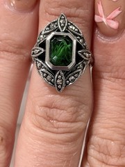 Vintage Avon Royal Essence Faux Emerald Marble Ring Marcasite Size 5 NOS 1970s